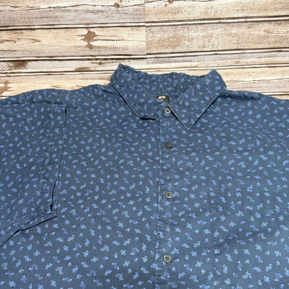 Uniqlo Button Up Shirt Mens 3XL Blue Floral Short Sleeve Casual Pocket Cotton